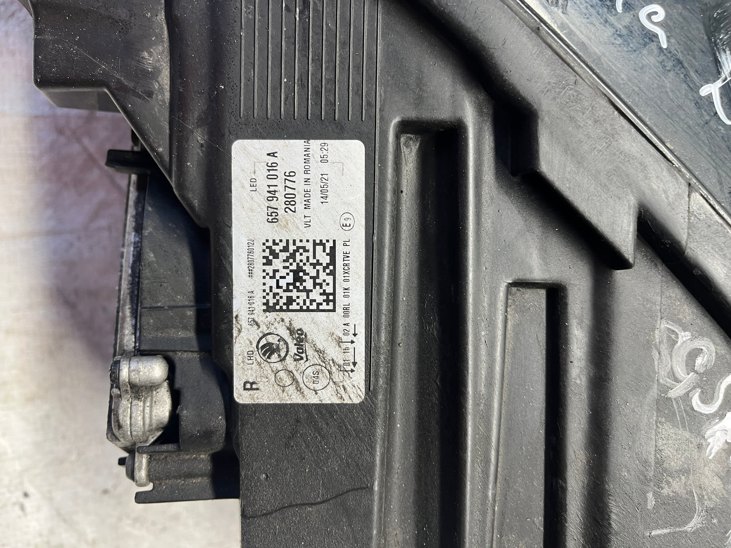 Фар Skoda Scala 2021 LED