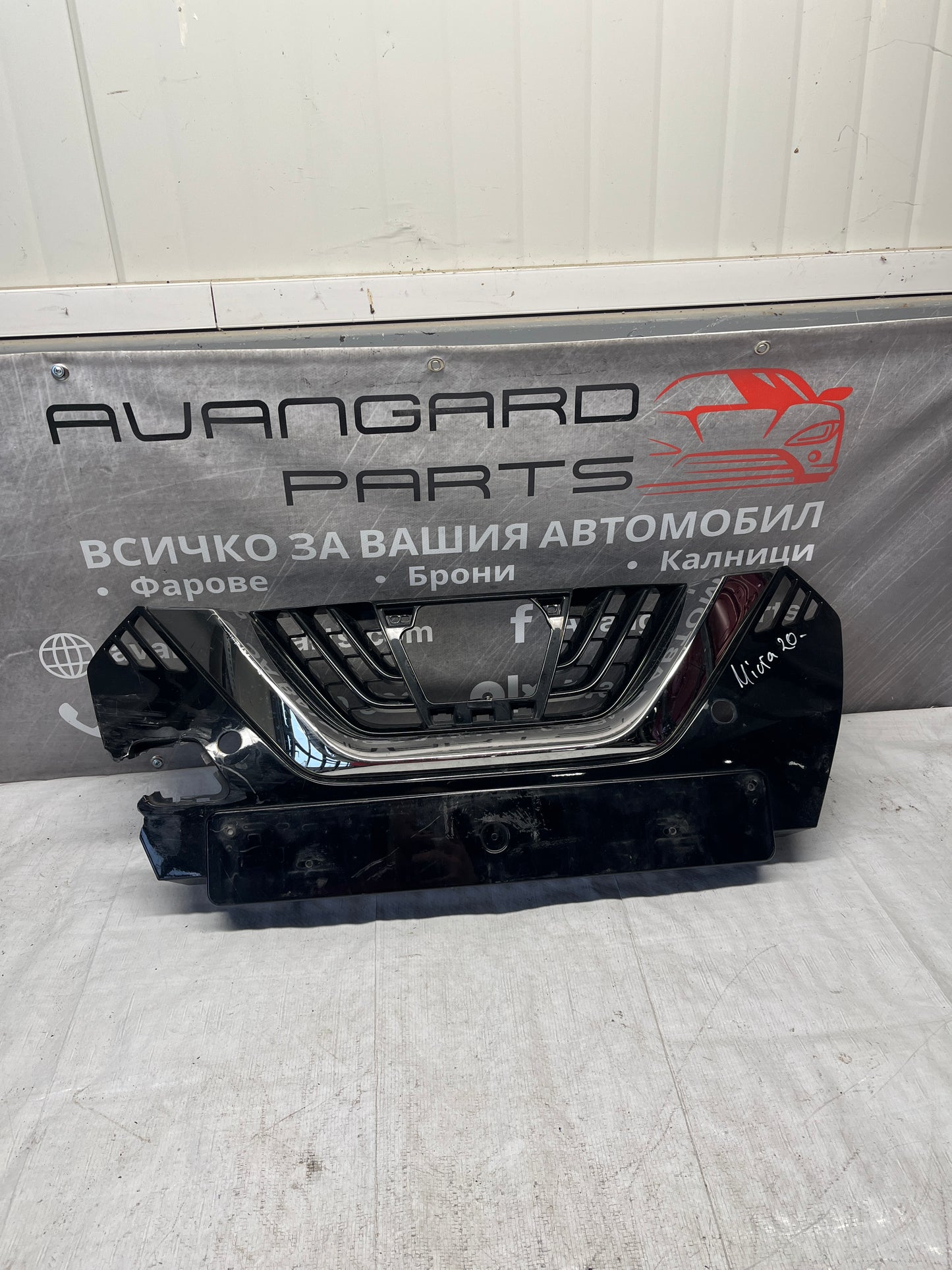 Решетка NIssan Micra 16-