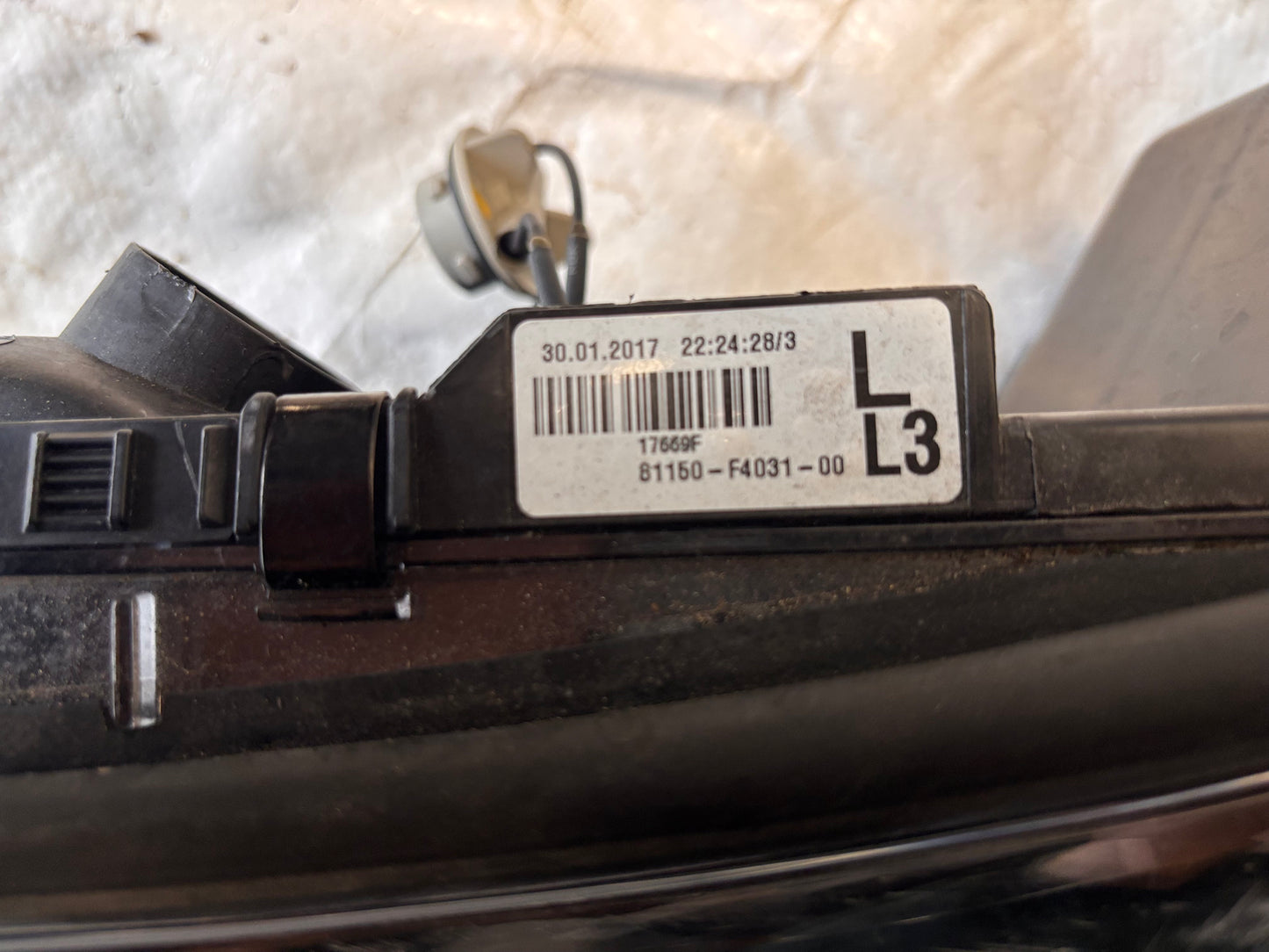 Ляв фар Toyota C-HR 2016–2019