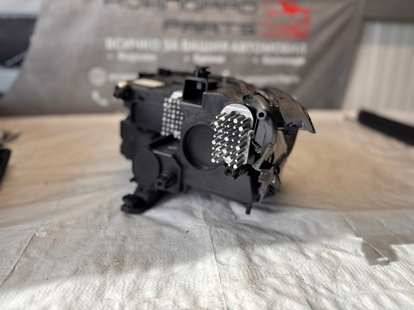 LED десен фар Volkswagen Tiguan 2016–2020