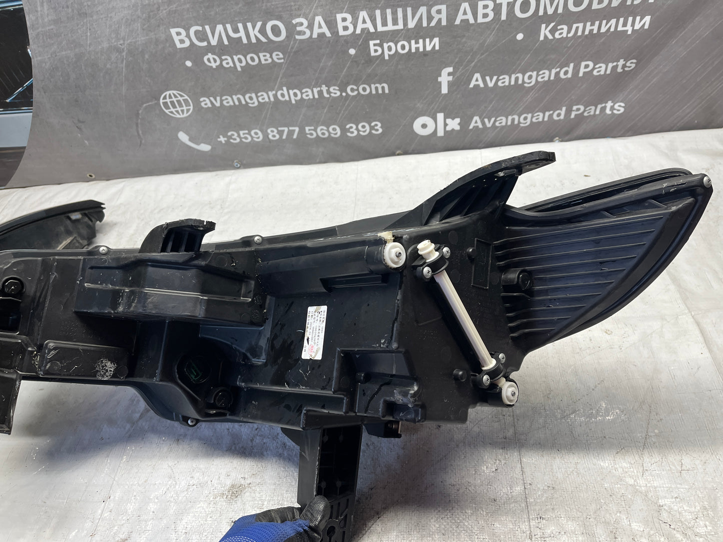 Фар Maxus MPV G10 25-