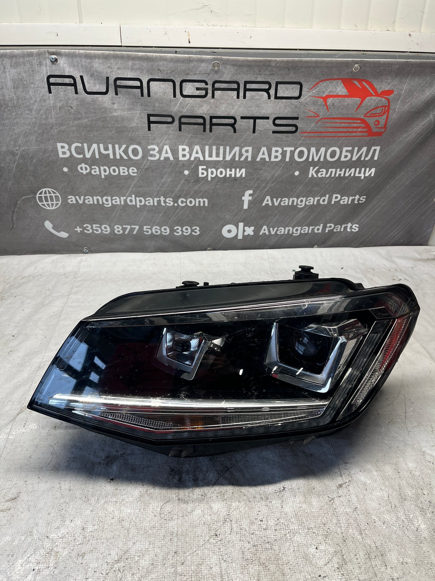 ляв фар Volkswagen Caddy 4 15-20
