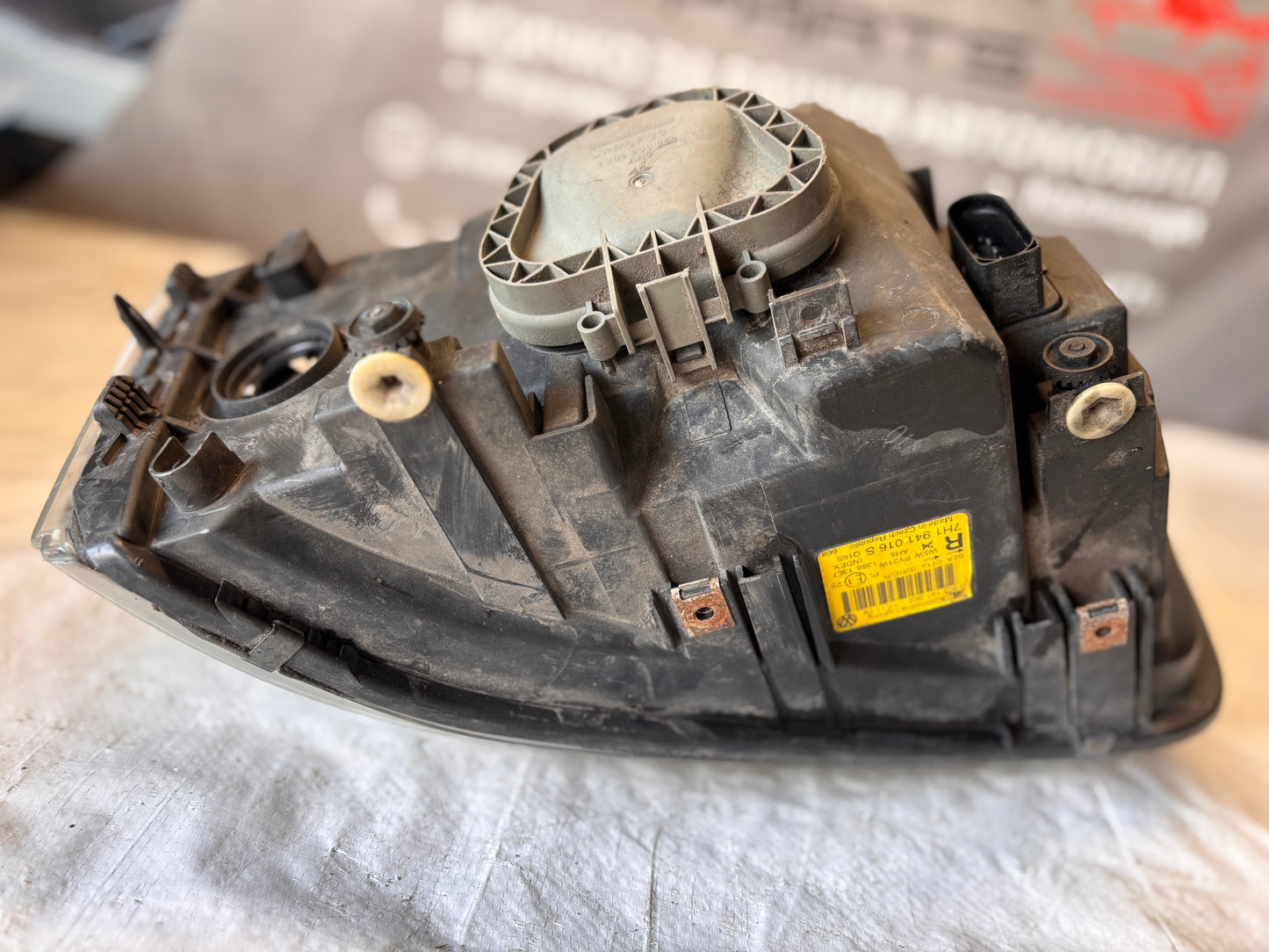 Десен фар Volkswagen T5