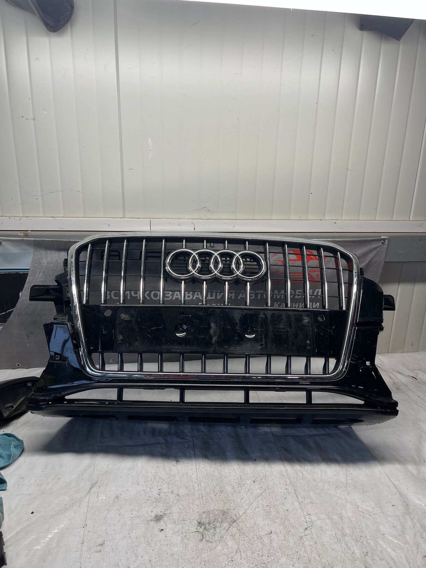 Решетка Audi Q5 12-