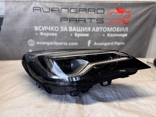 Десен LED фар Opel Astra K