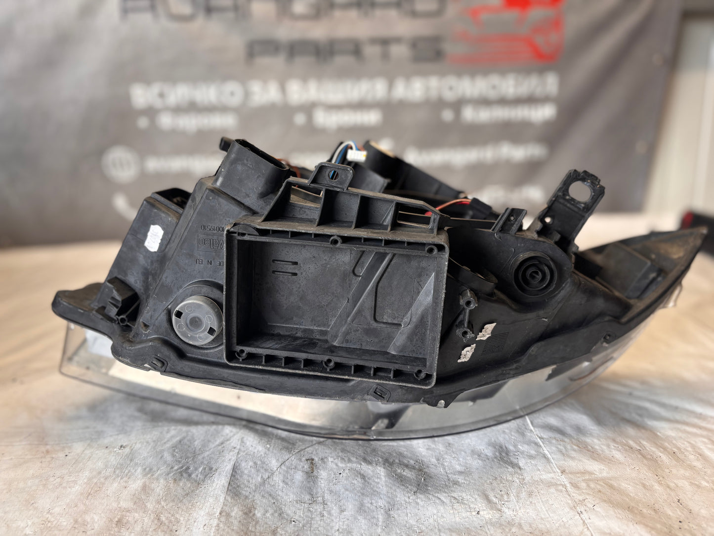 Десен фар BMW 1 Series E87