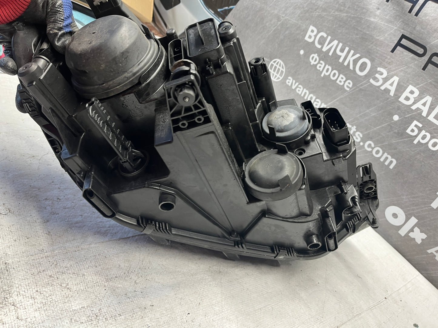 Фар Volkswagen Touran 15-