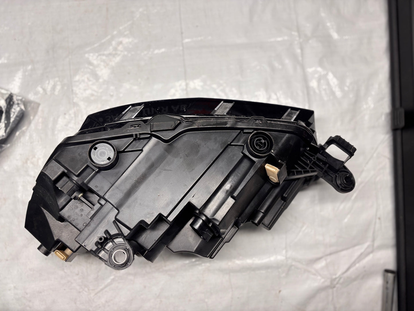 Десен LED фар Škoda Fabia 4 (6VB)