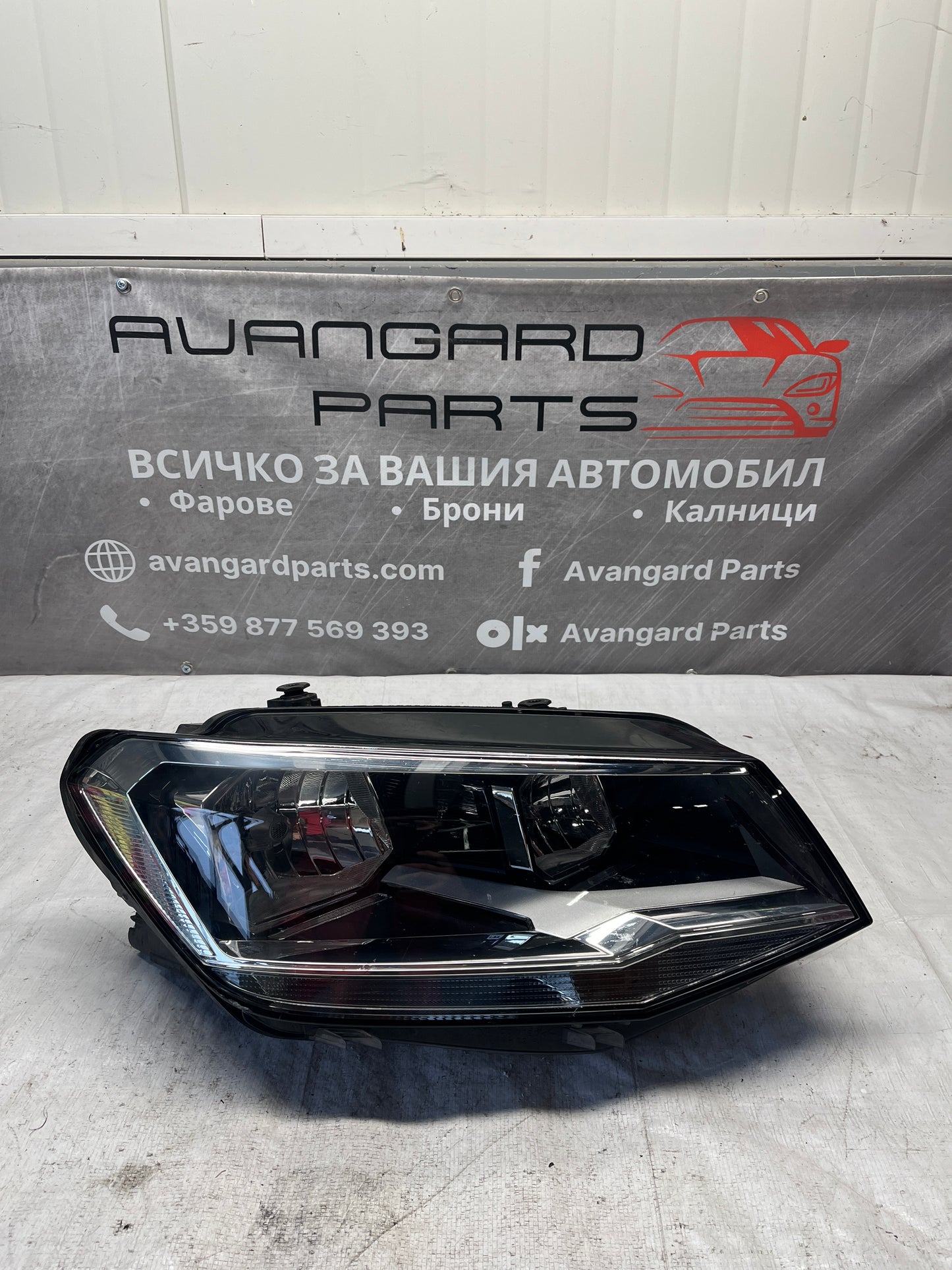 фар Volkswagen Caddy 4 15-20