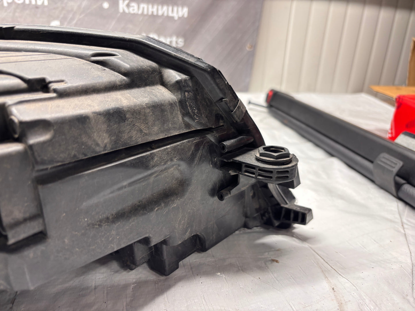 Ляв фар Skoda Octavia 3 FL 17-