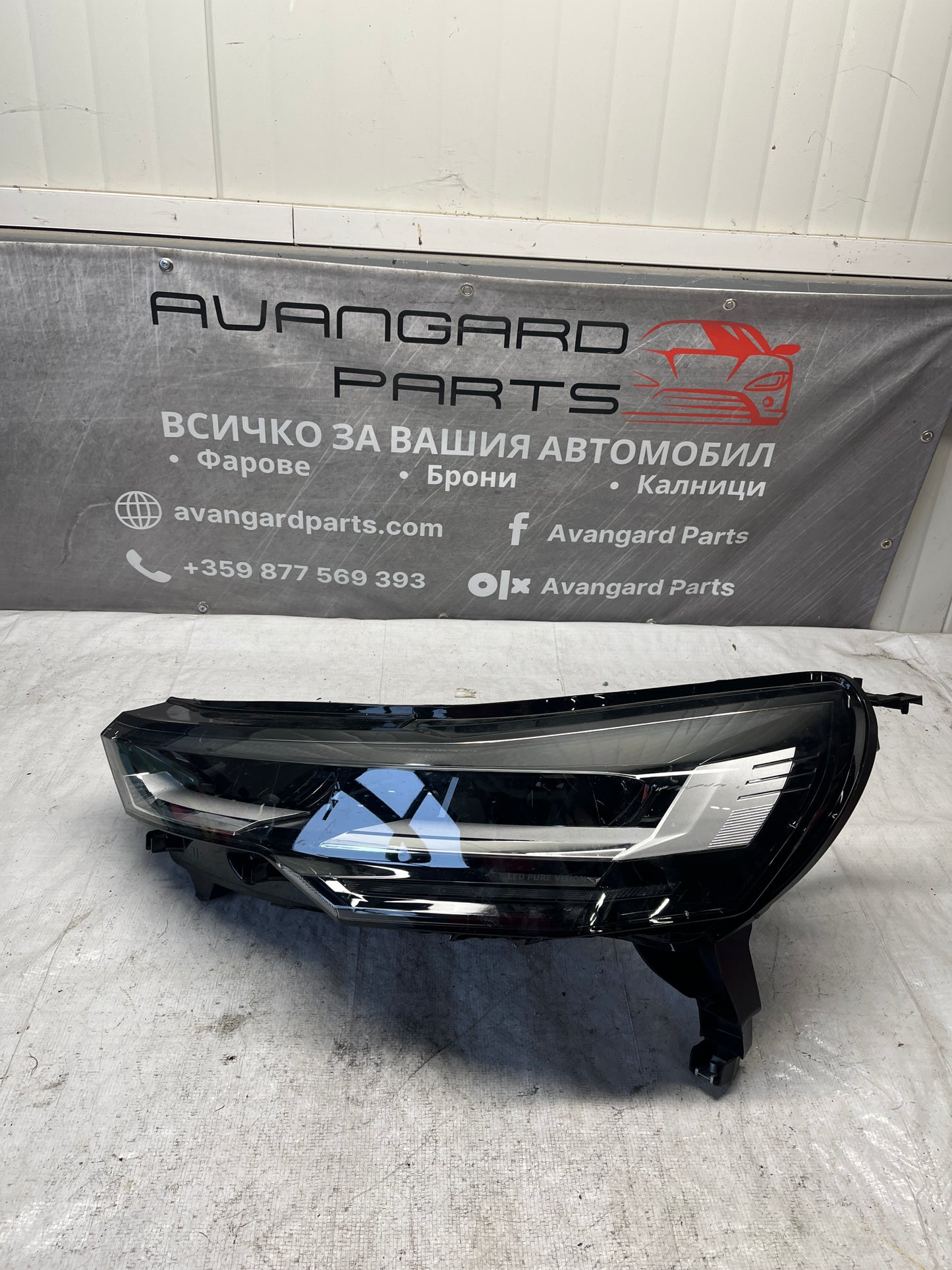 Фар Renault Captur 24-