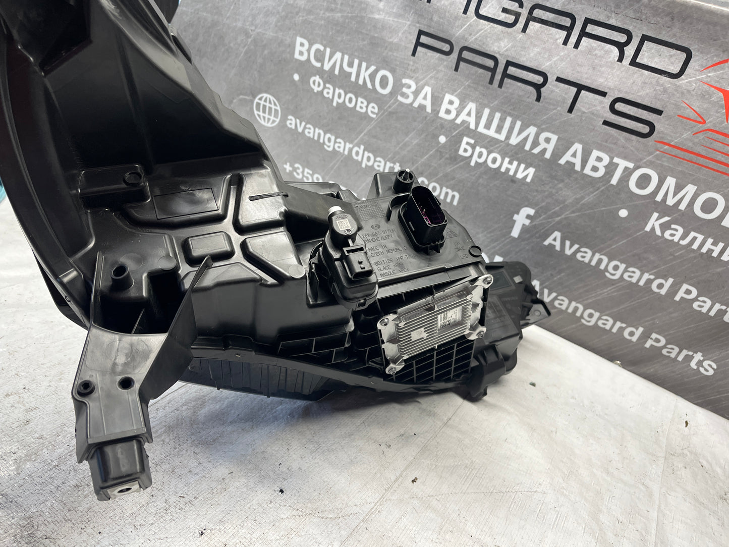 Фар Renault Captur 24-