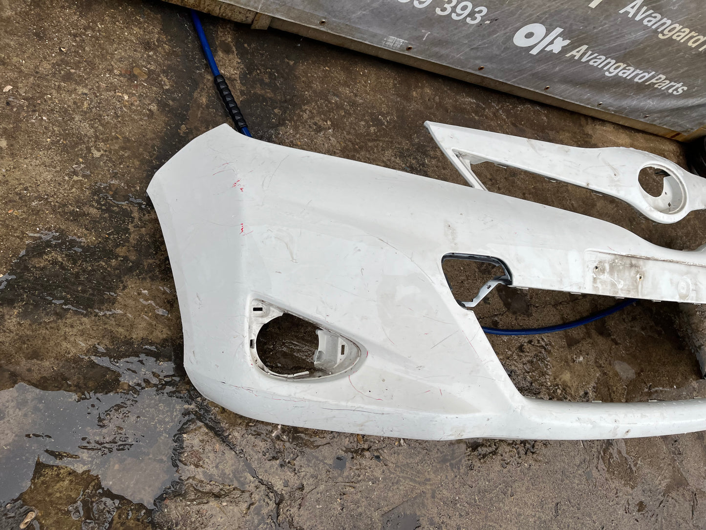 Броня Toyota Yaris 2012г