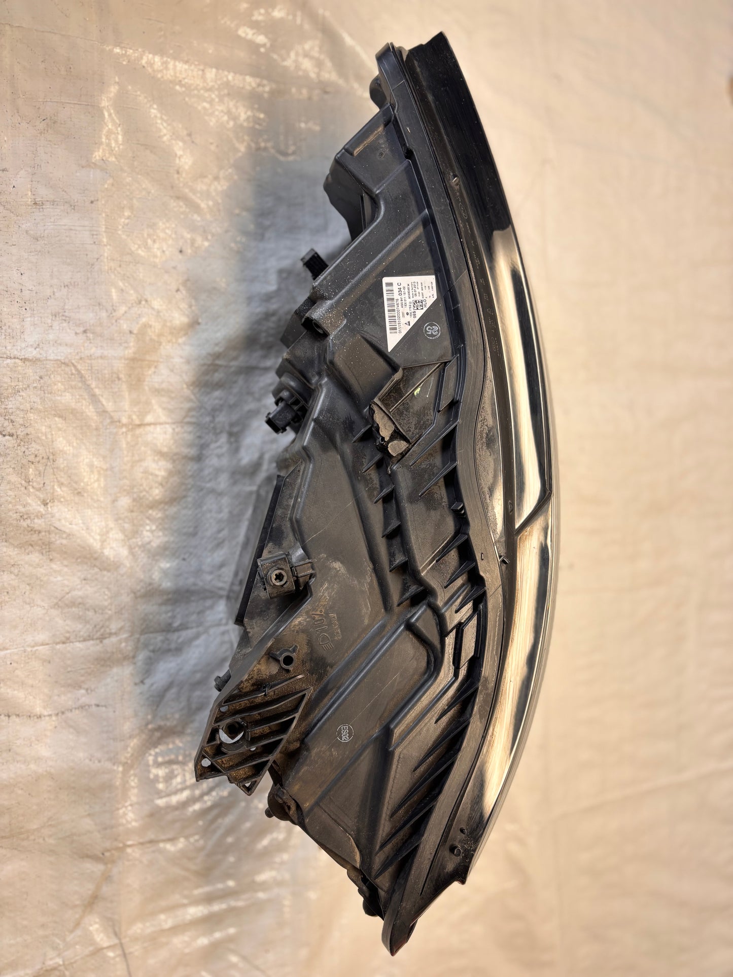 Audi A6 C7 Десен Фар