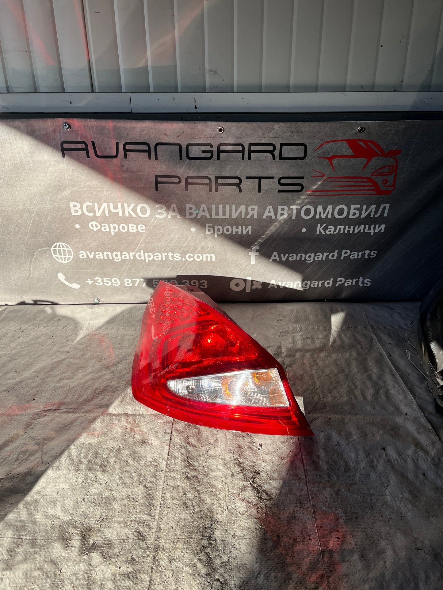 Ляв стоп Ford Fiesta 2009