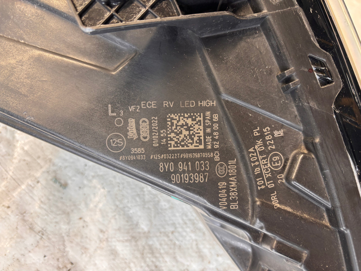 Audi A3 / S3 8Y ляв фар 2020-