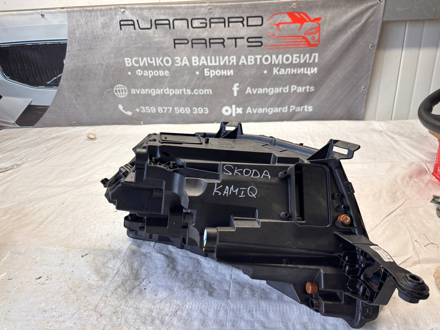 Десен фар SKODA Kamiq LED  2022-