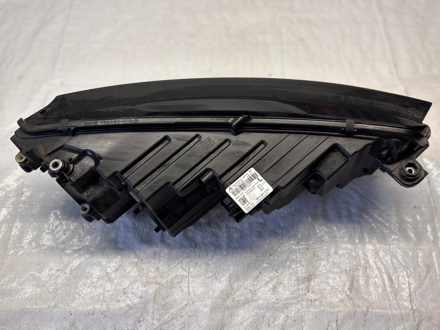 Skoda Octavia 4 ляв фар • 2017–2020