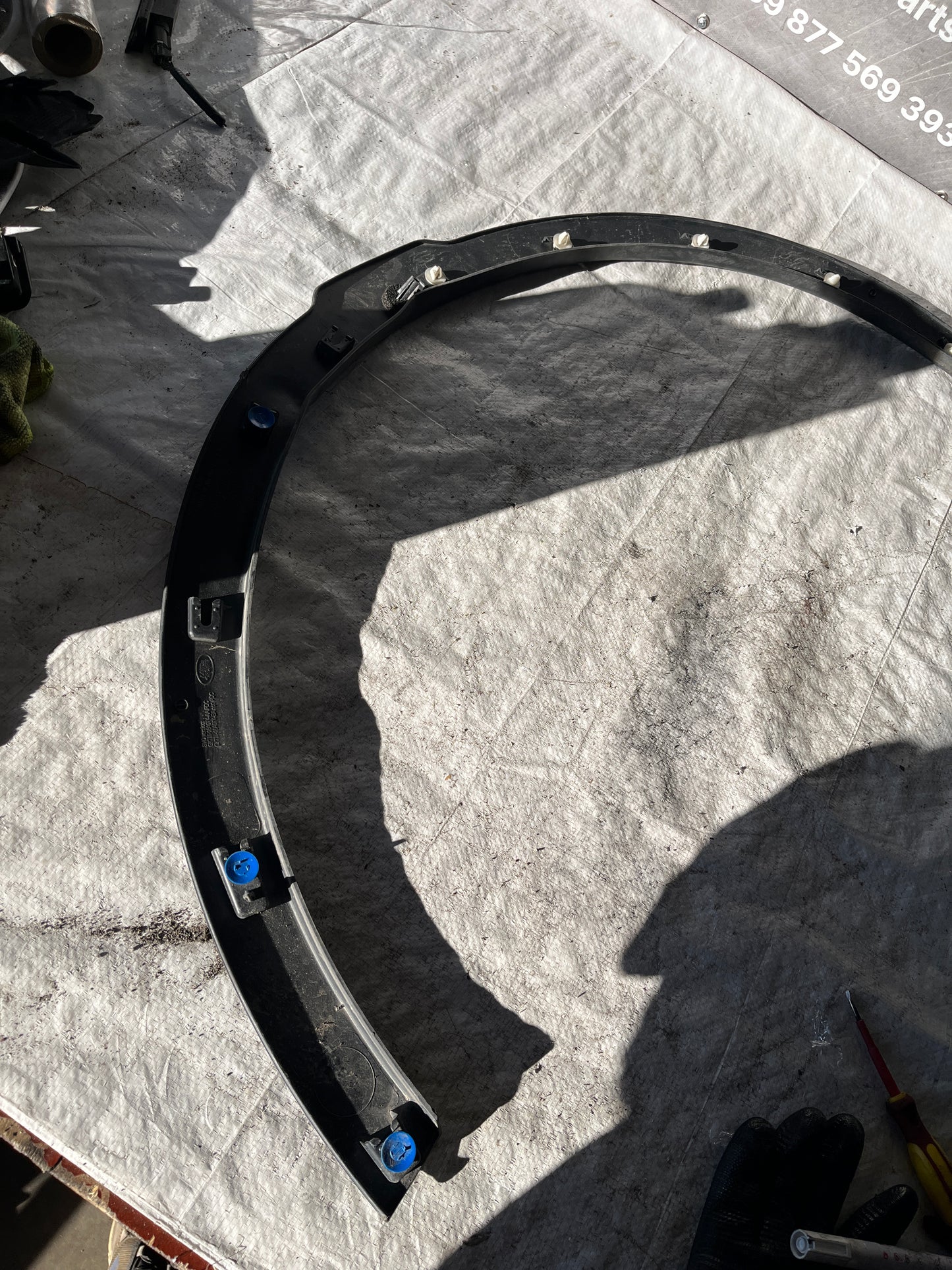 Land Rover Discovery вежда предна дясна