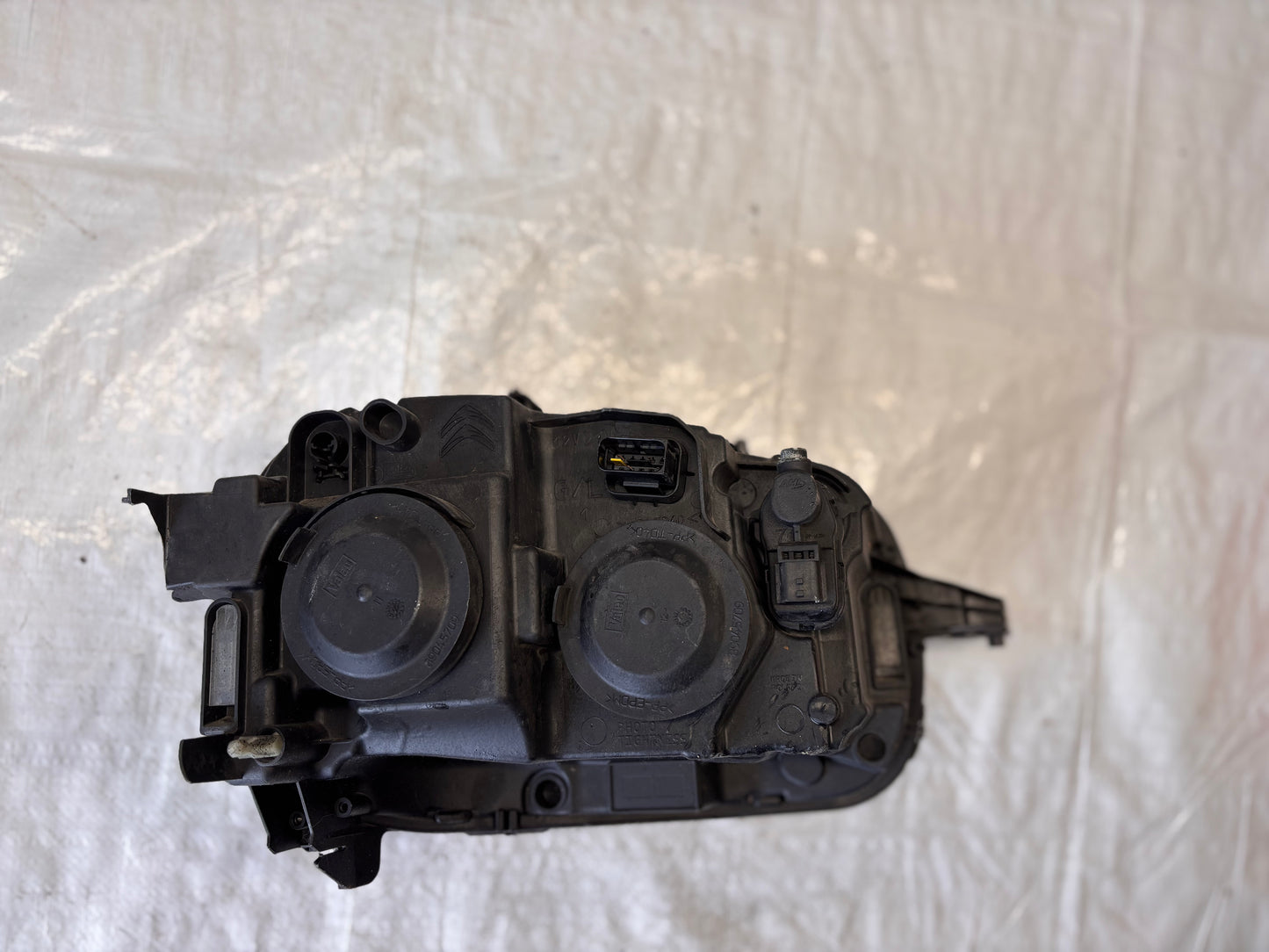 Ляв  фар Citroen C3