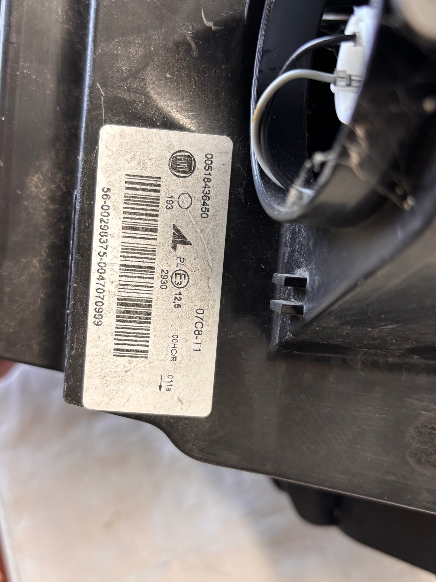 Десен фар за Fiat Panda 3