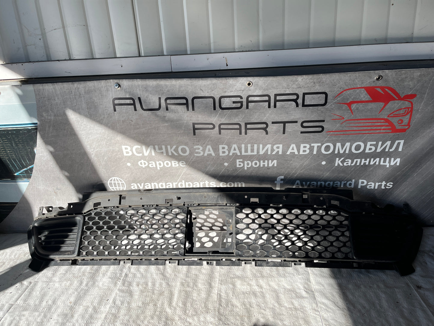 Решетка Jeep Grand Cherokee kl