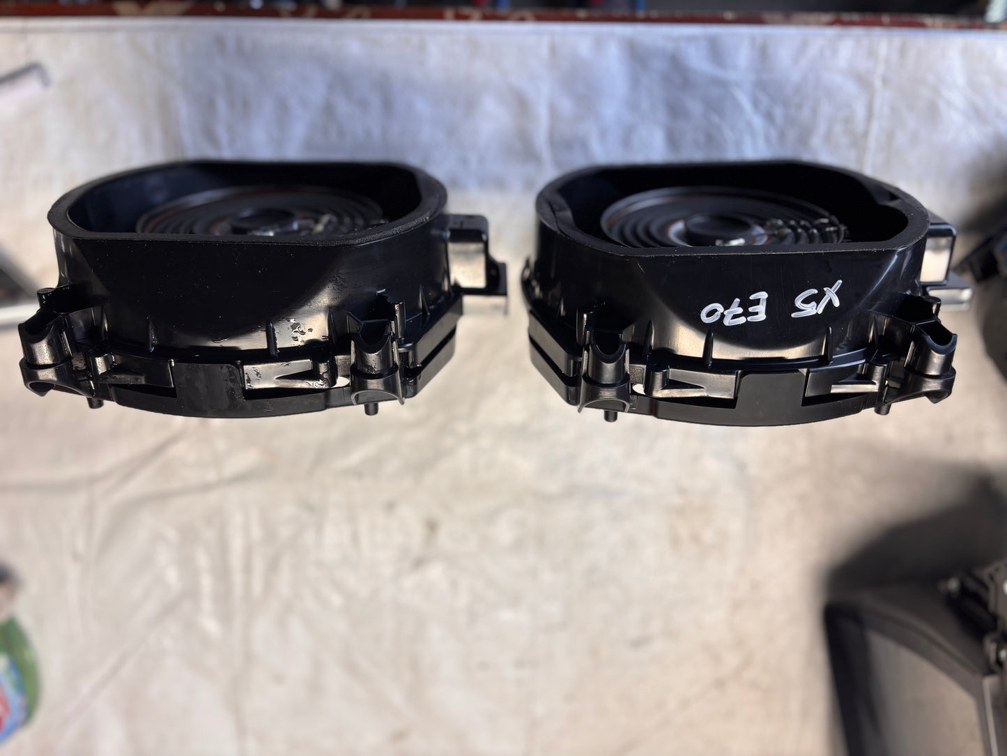 Оригинални бас говорители за BMW X5 (E70)