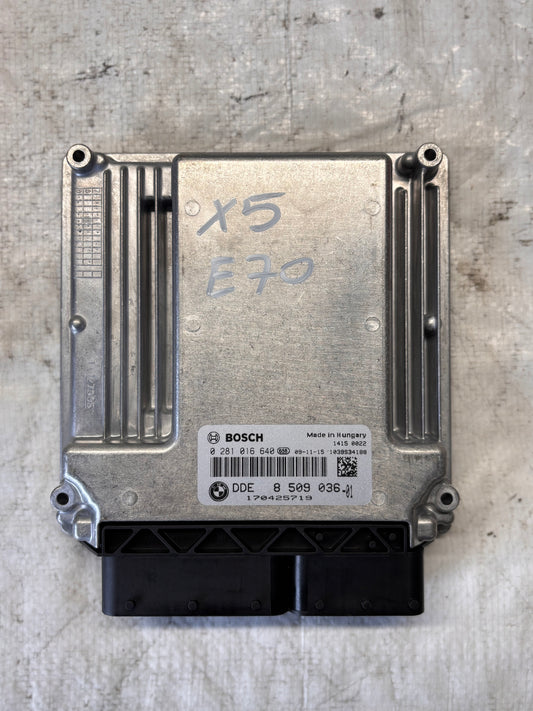 Компютър (ECU) BMW X5 E70 3.0d