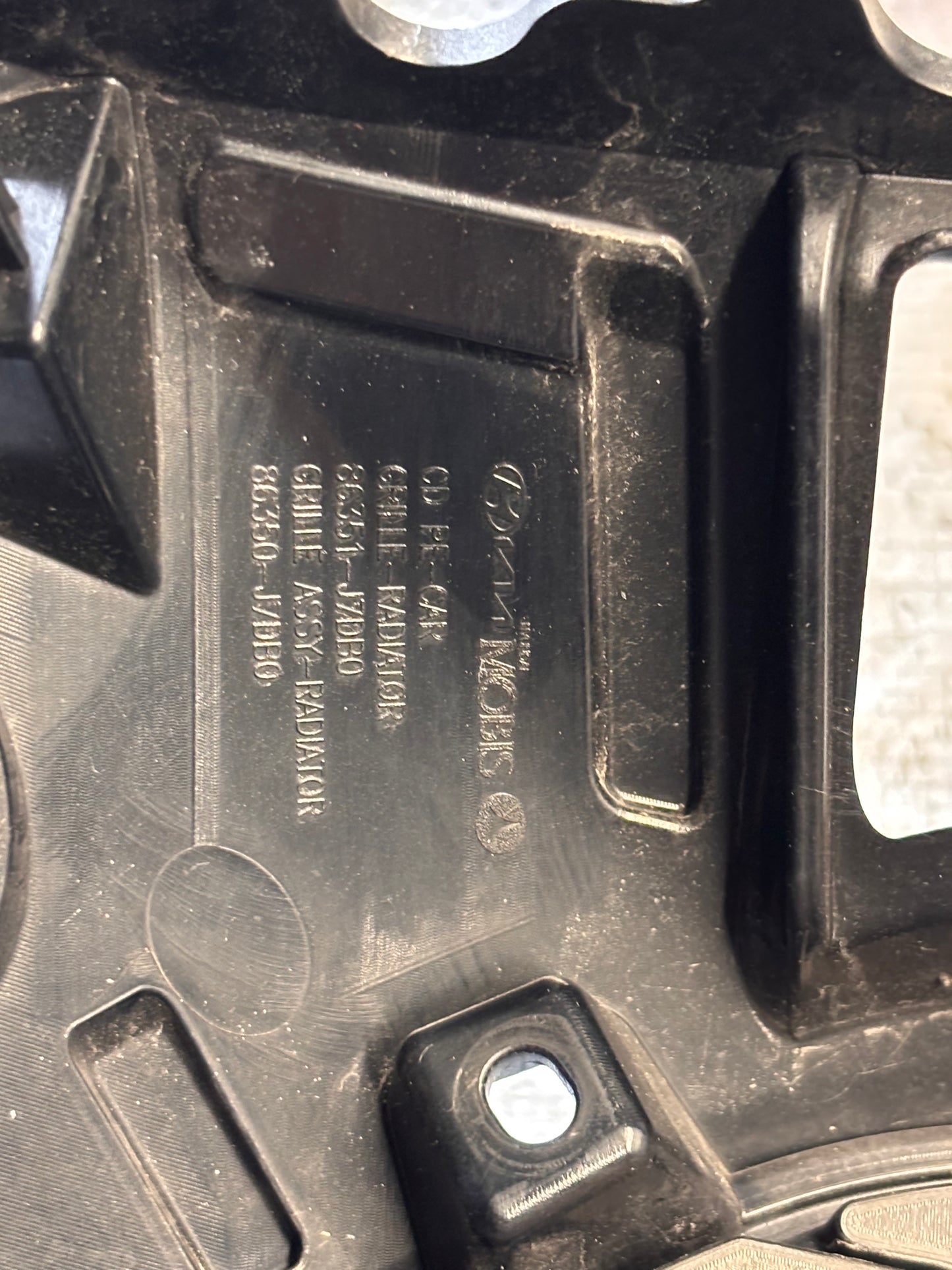 Решетка предна KIA Ceed 3 (CD) • 2018–2021