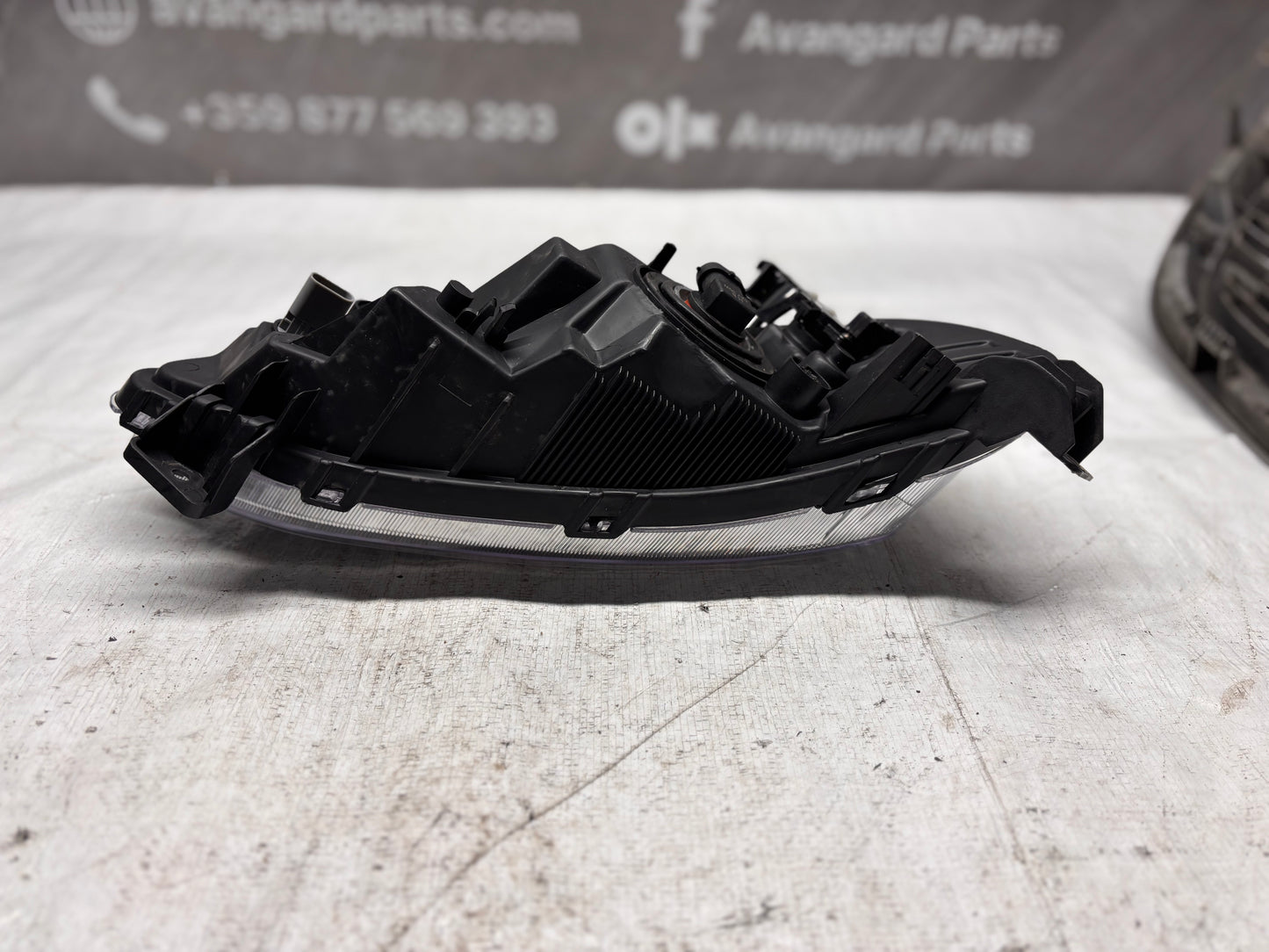 Ляв фар Hyundai Santa Fe • 2013–2015