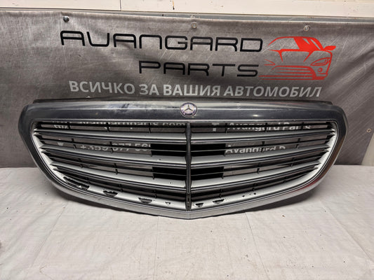 Решетка предна Mercedes E-Class W212 • 2009–2013