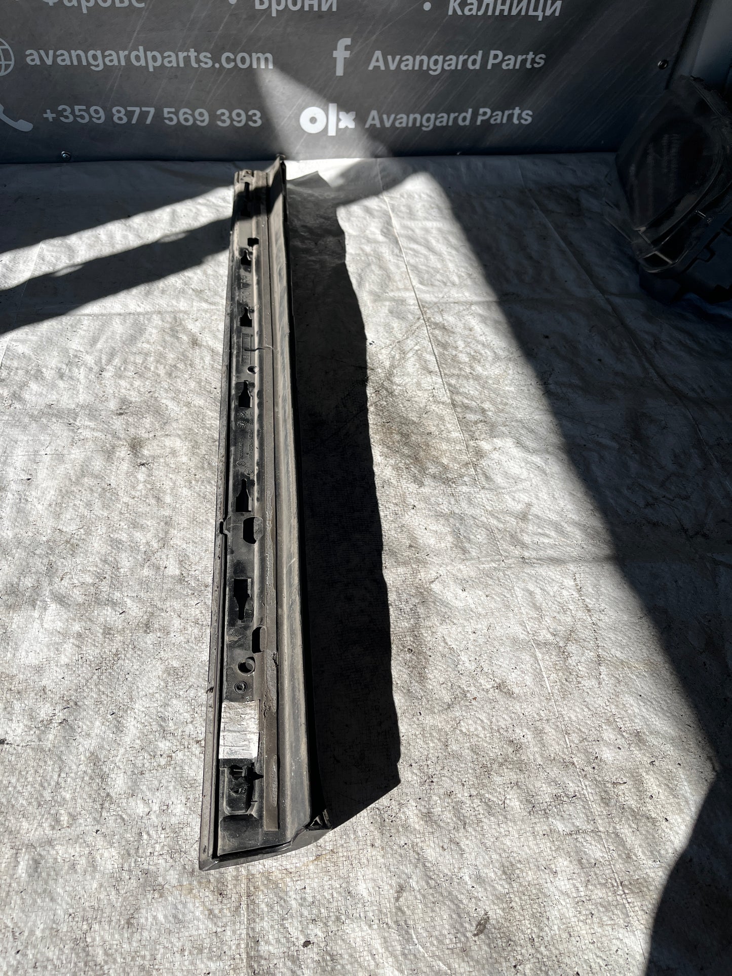 предна дясна декоративна лайстна VW Sharan/ Seat Alhambra