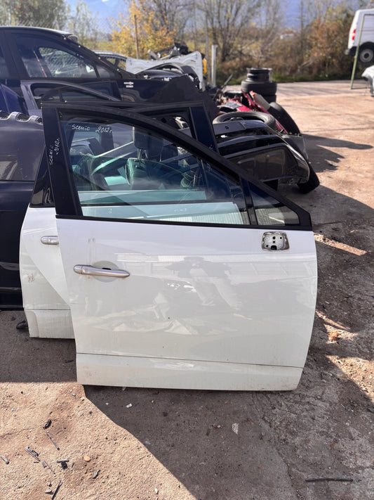 Врата Renault Scenic 3 Предна дясна • 2009–2016