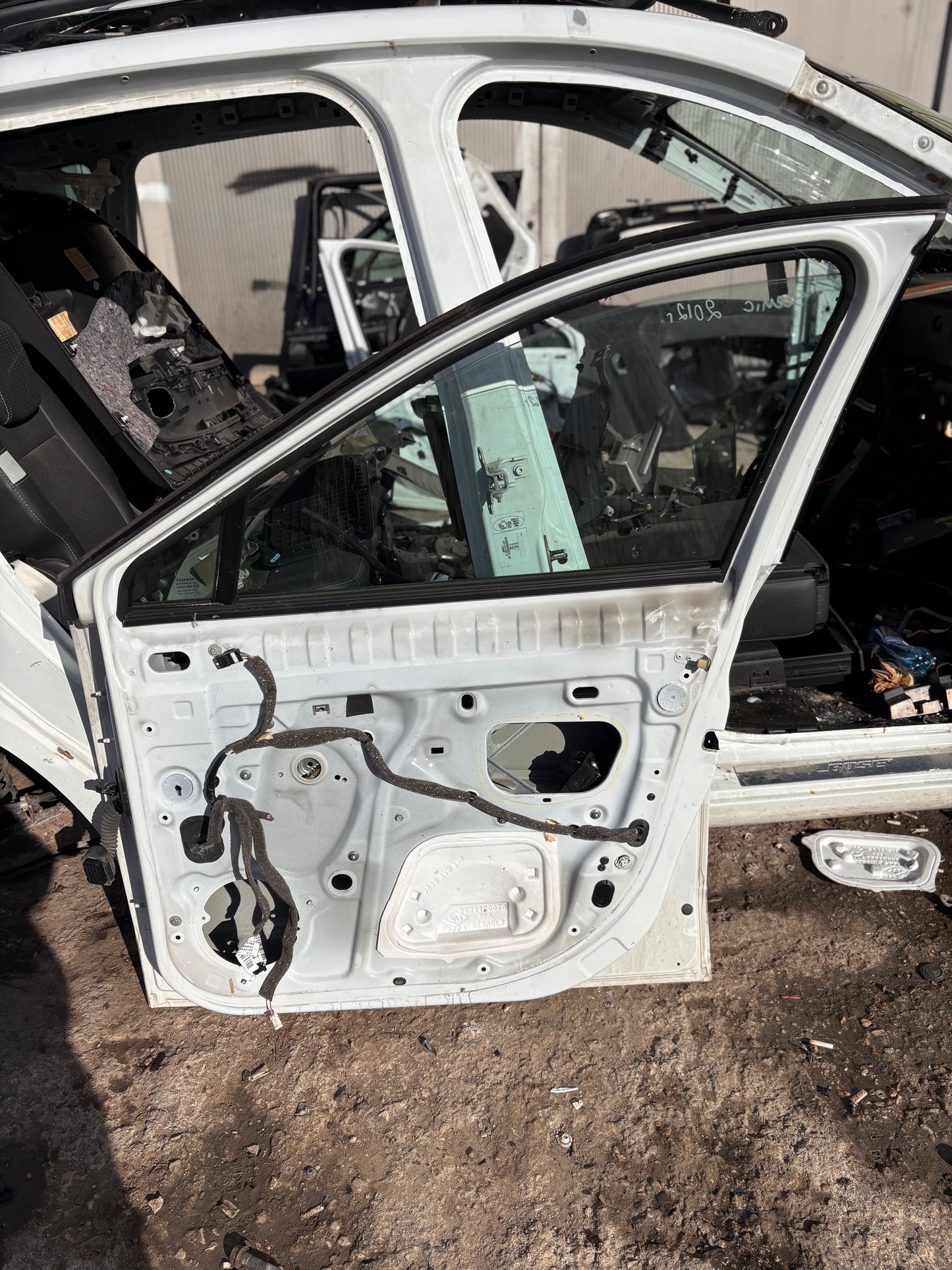 Врата Renault Scenic 3 Предна дясна • 2009–2016