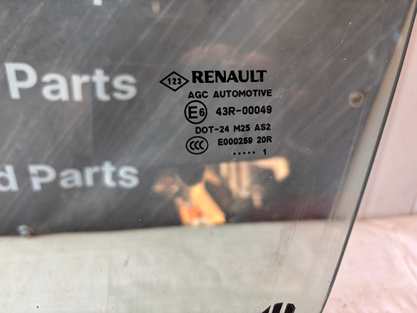 RENAULT SCENIC III (2009–2016) – Предно ляво стъкло