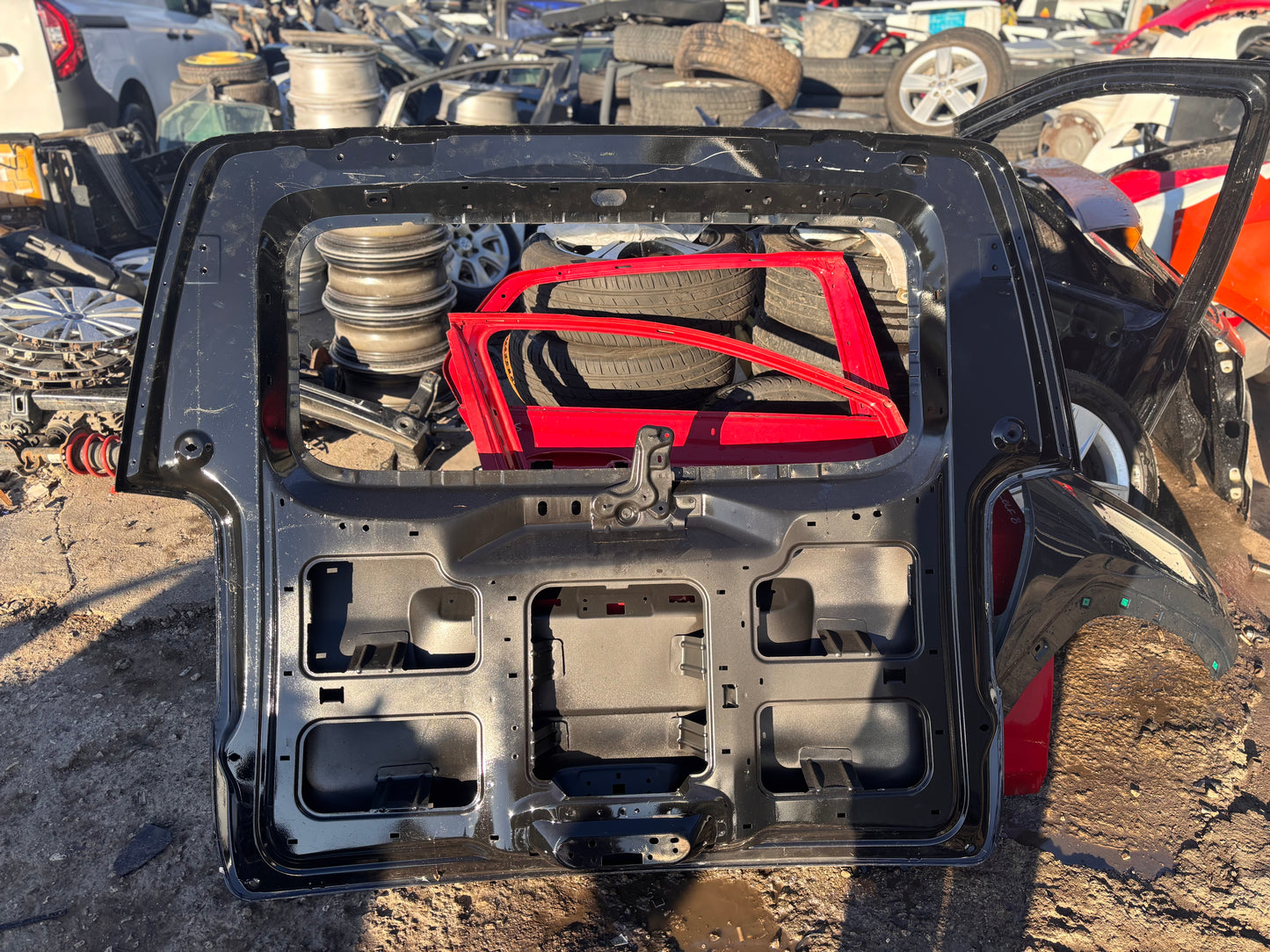 Багажна врата Peugeot Partner 2019-