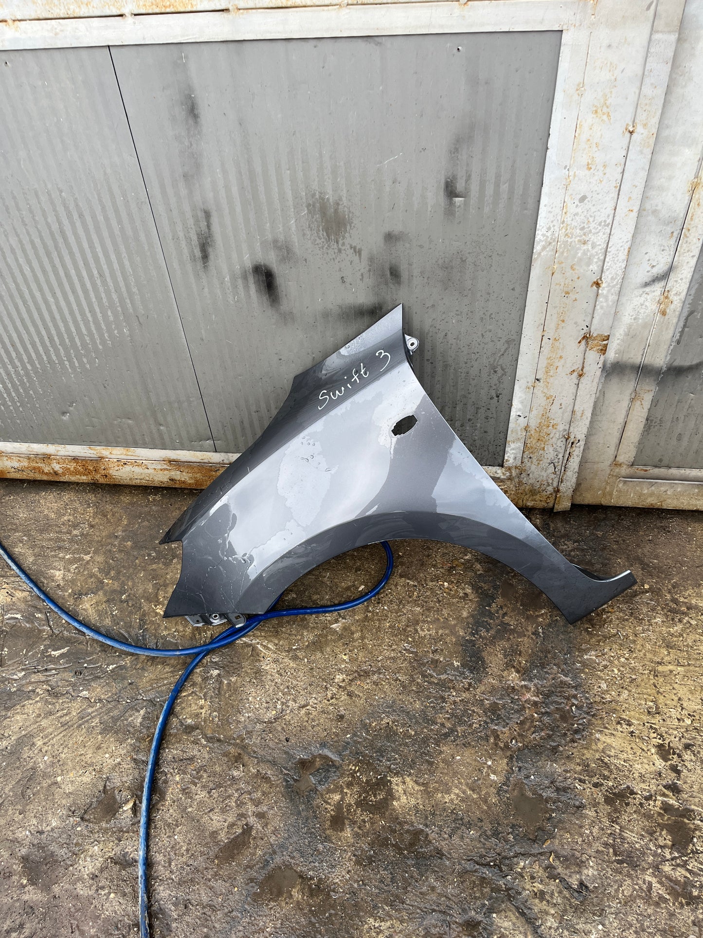 калник Suzuki Swift 3 MK8 (2016-2023)