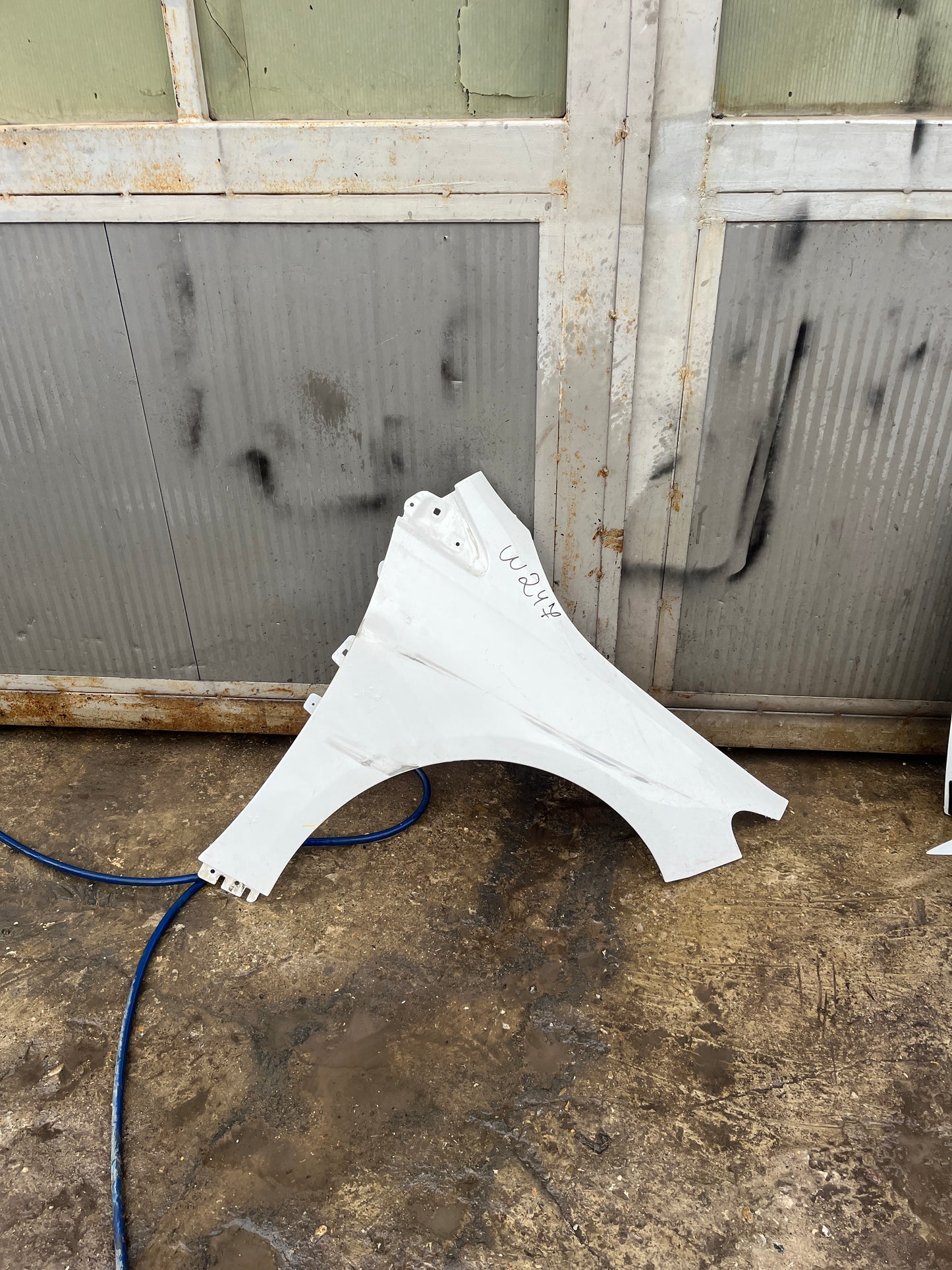 Калник Mercedes B-class w247