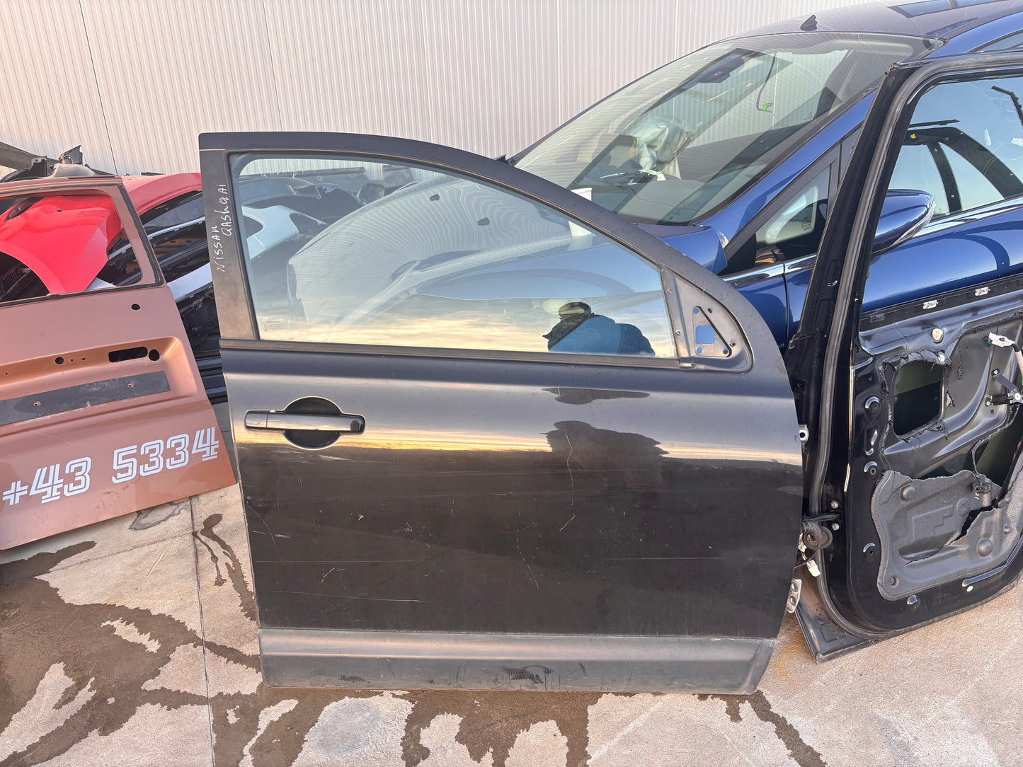 Предна дясна врата • Nissan Qashqai J10 (2007–2013)