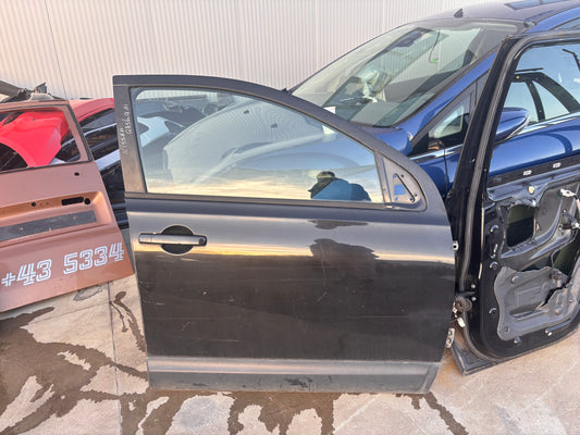 Предна дясна врата • Nissan Qashqai J10 (2007–2013)