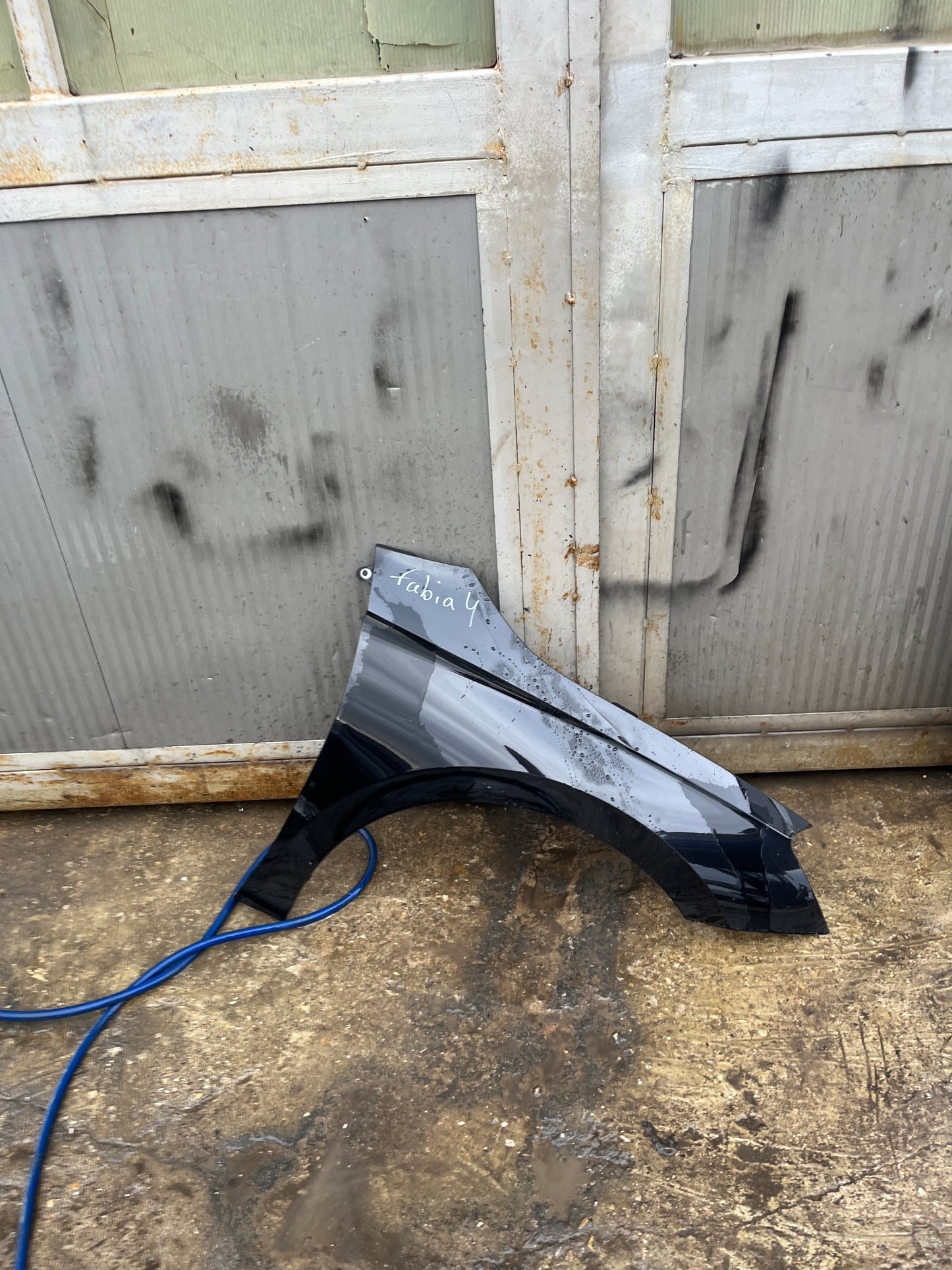 калник Skoda Fabia 4 2021-