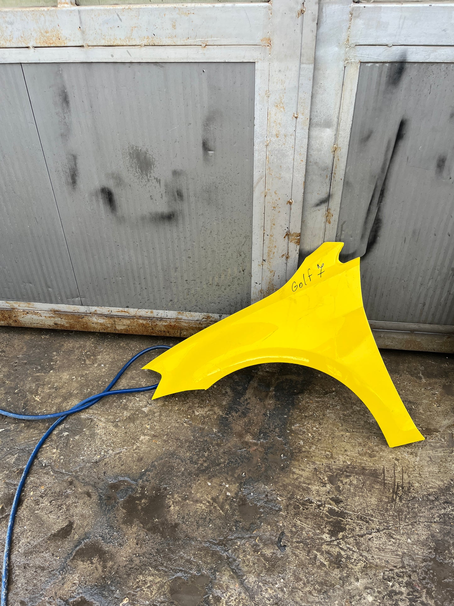 калник VW Golf 7 (2013-2017)