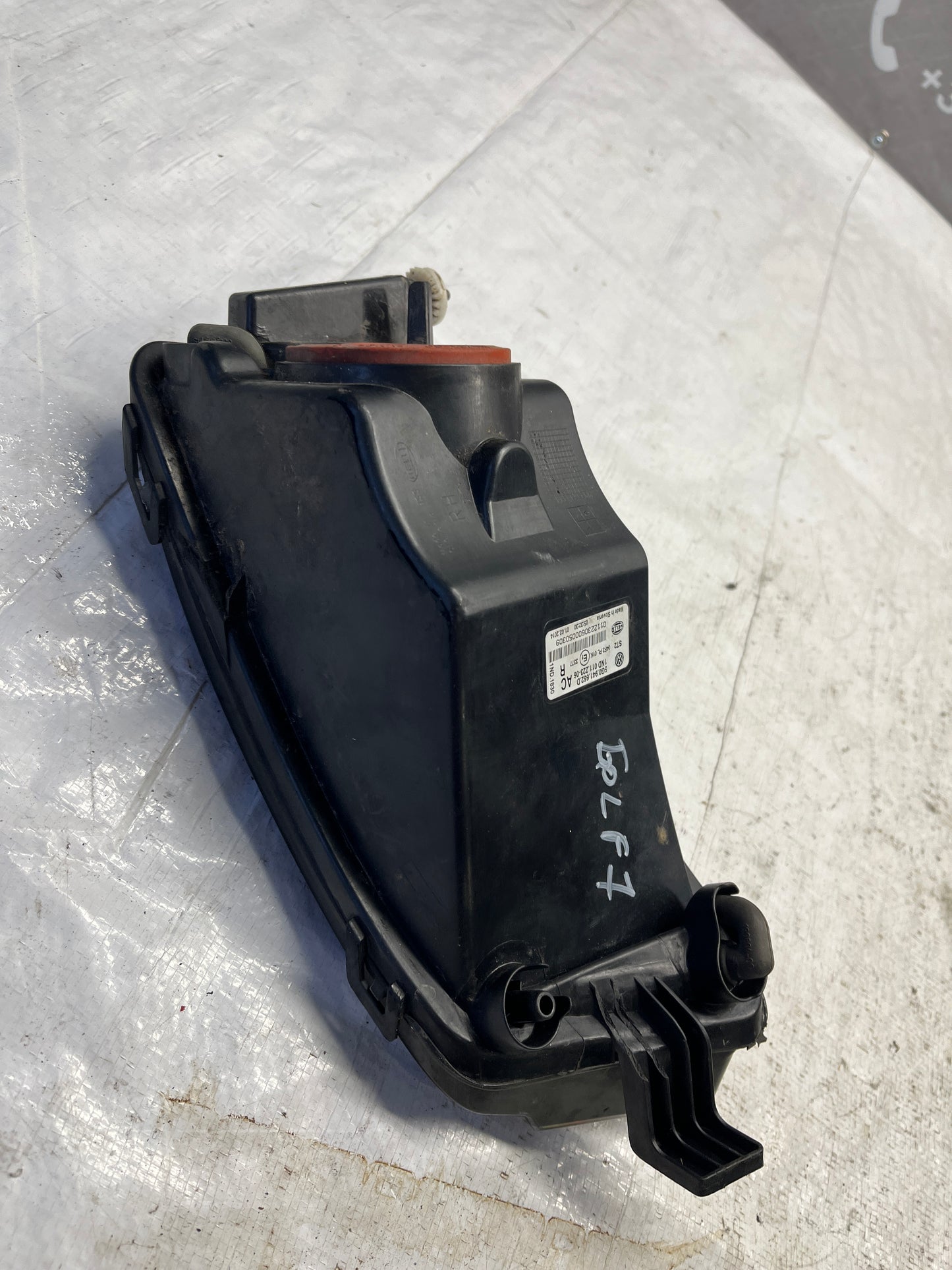 Ляв халоген Volkswagen Golf 7