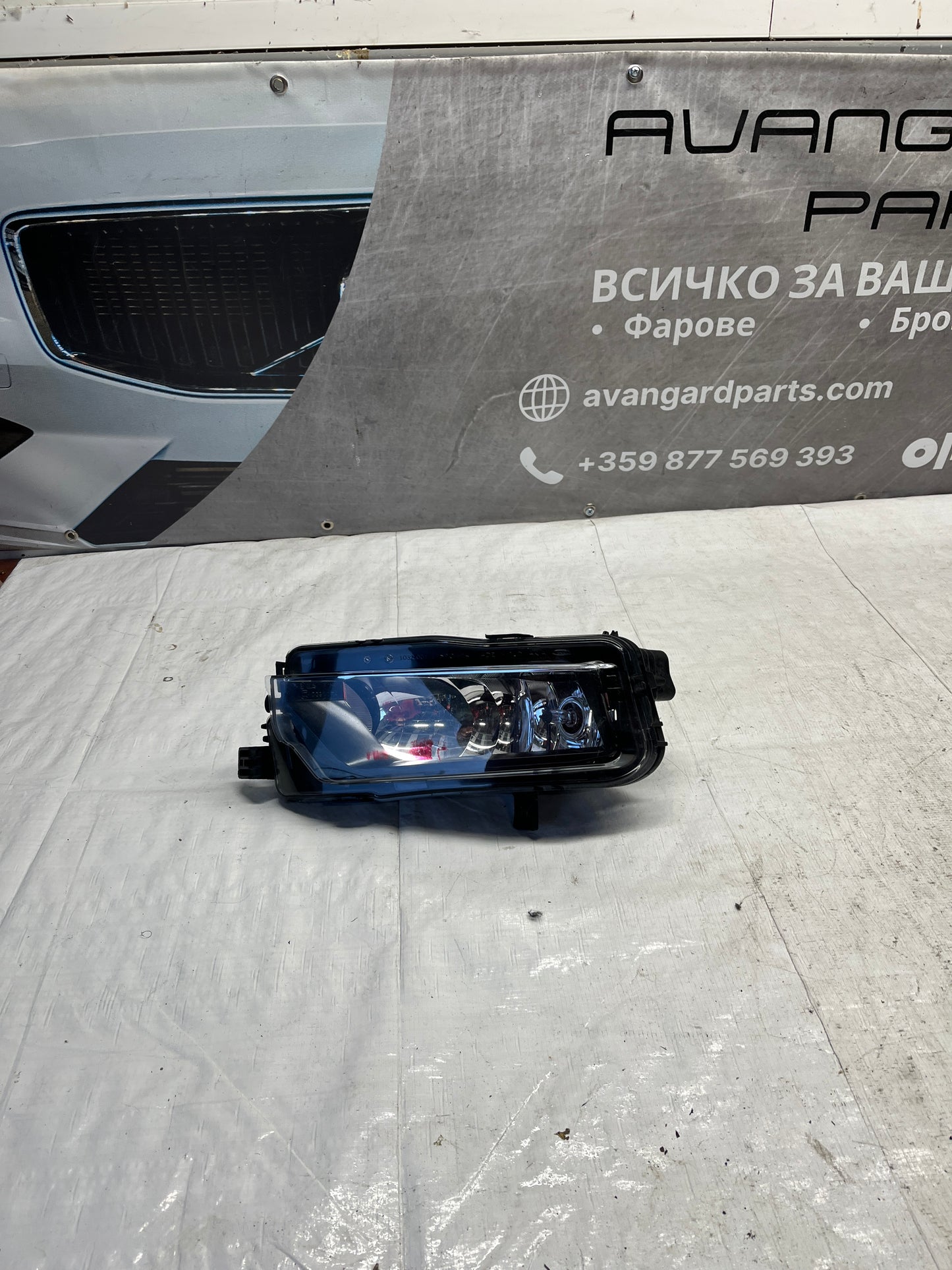 халоген VW Caddy 2015-2020