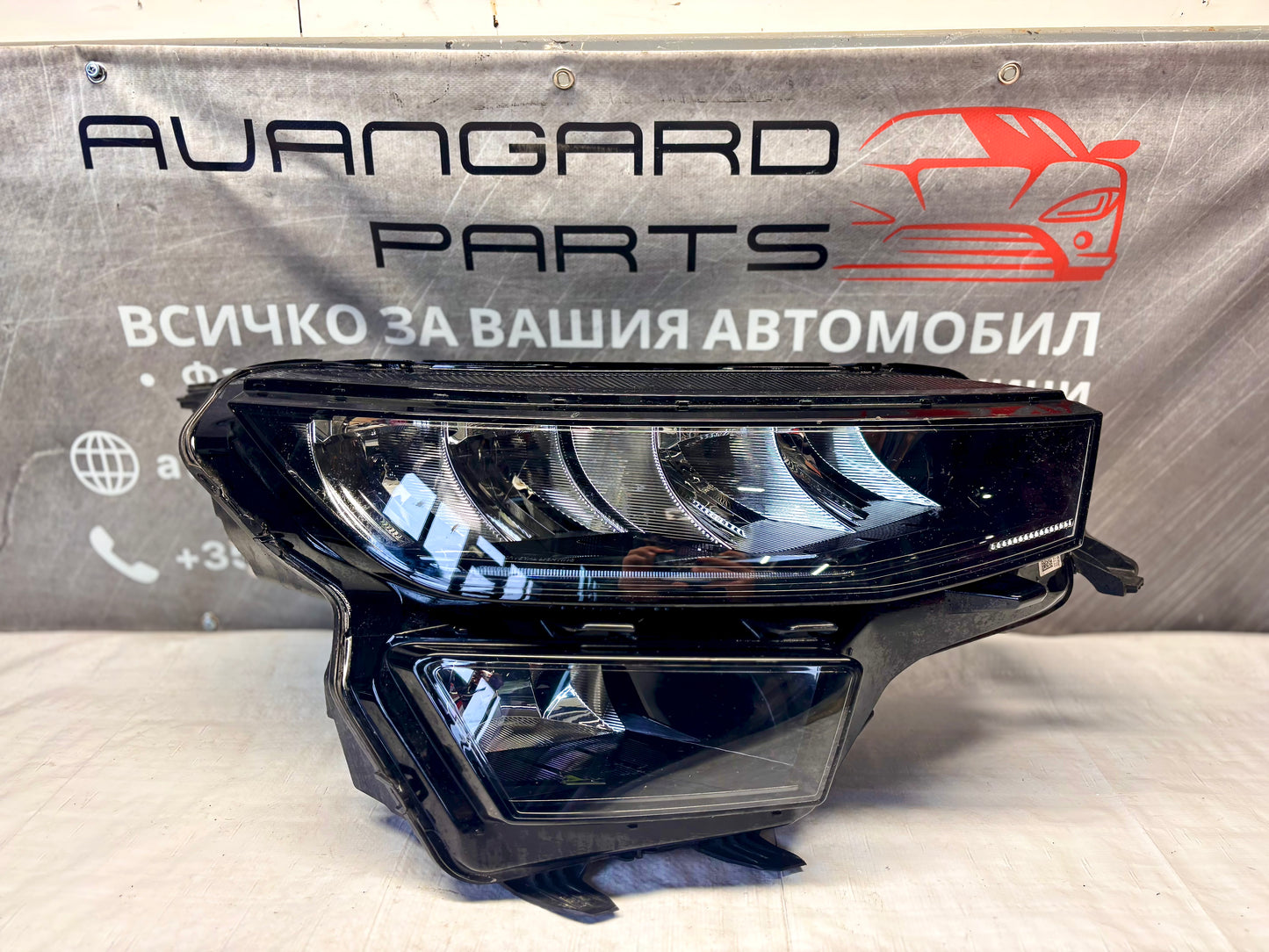 Фар десен • Skoda Kodiaq (2021→)