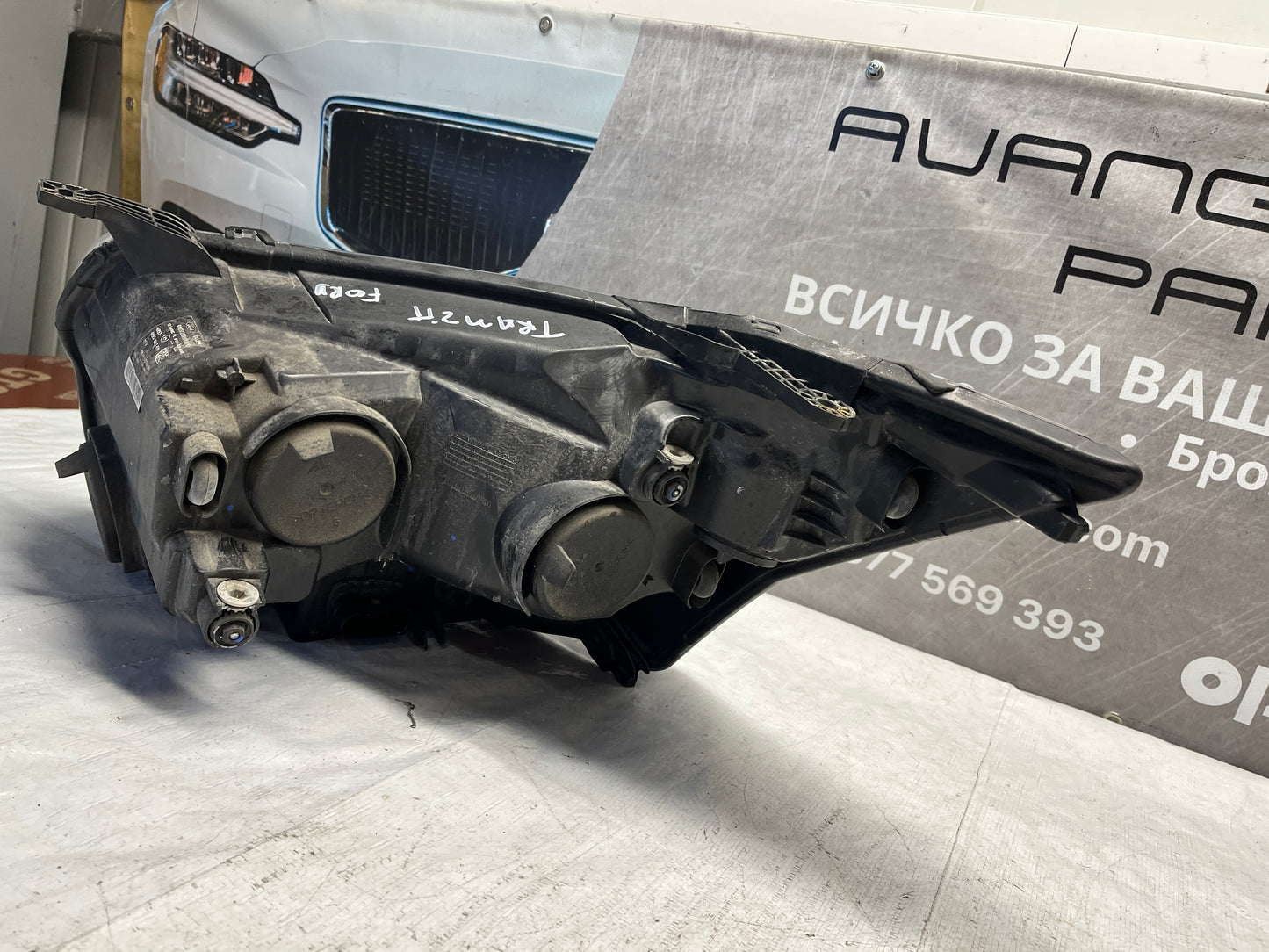 фар Ford Transit 2013-