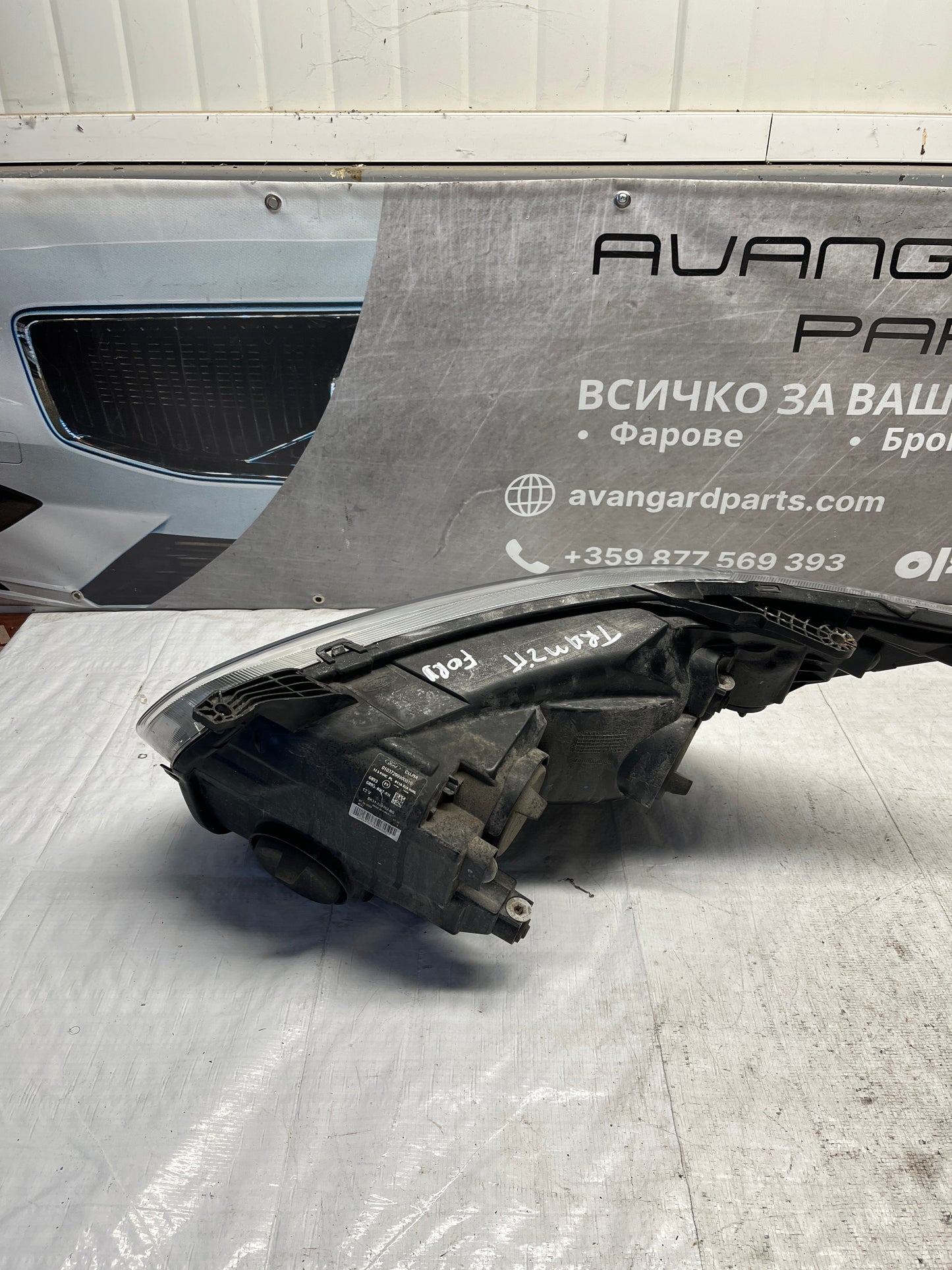 фар Ford Transit 2013-