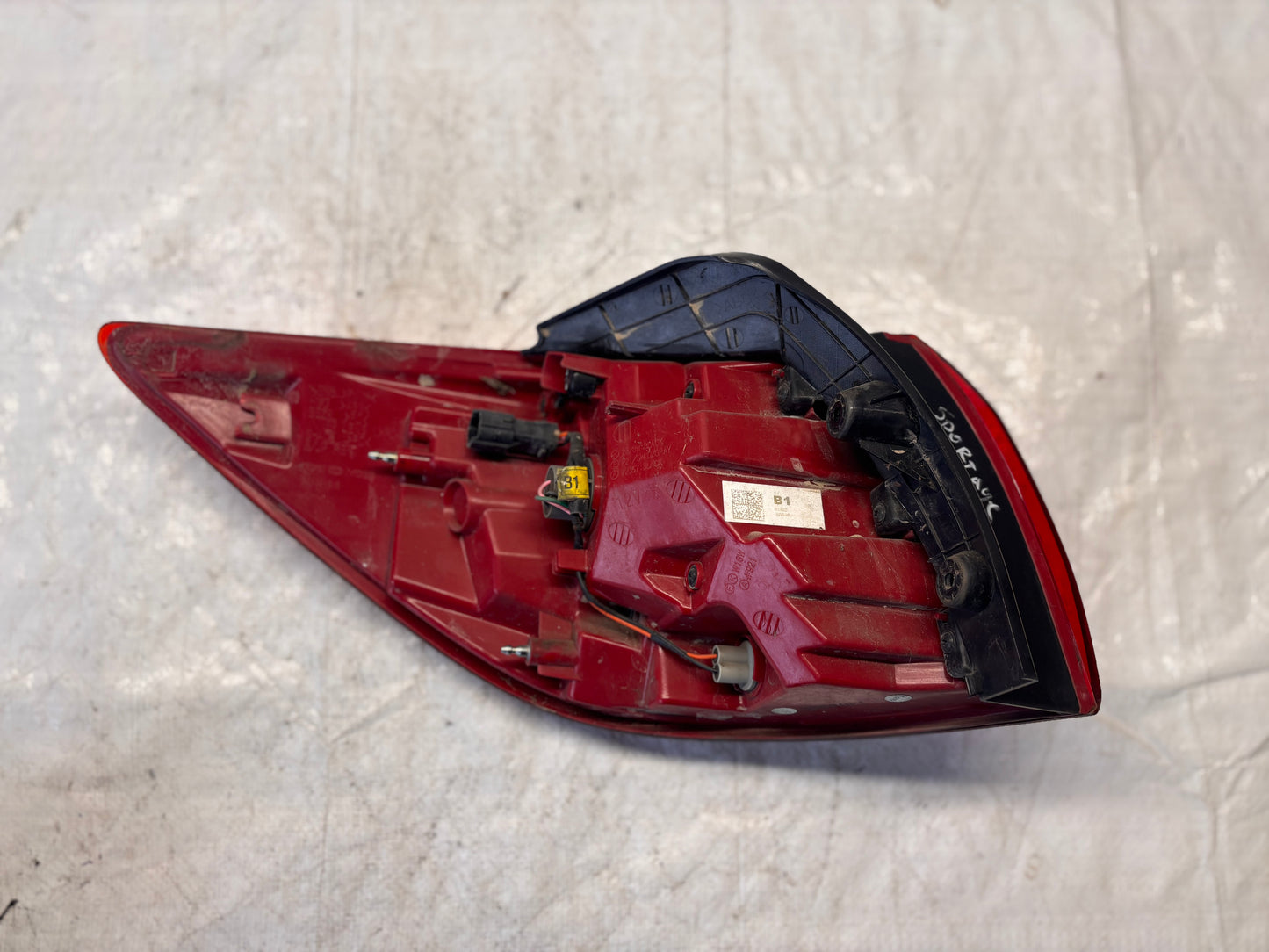 Заден десен стоп • Kia Sportage (2014–2016)