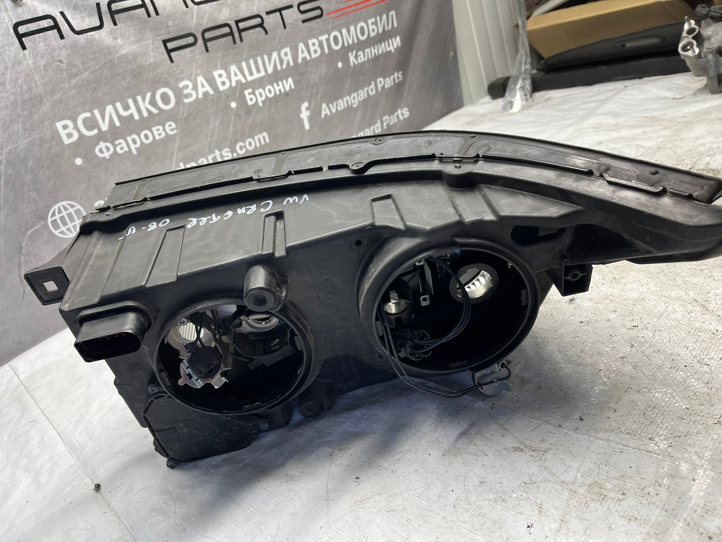 Фар Volkswagen Crafter 07-