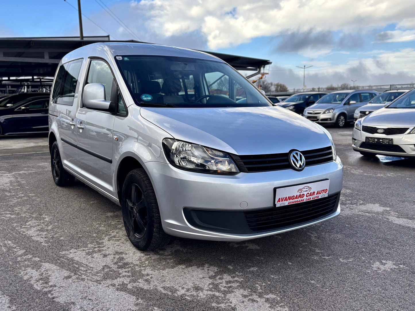 VOLKSWAGEN CADDY